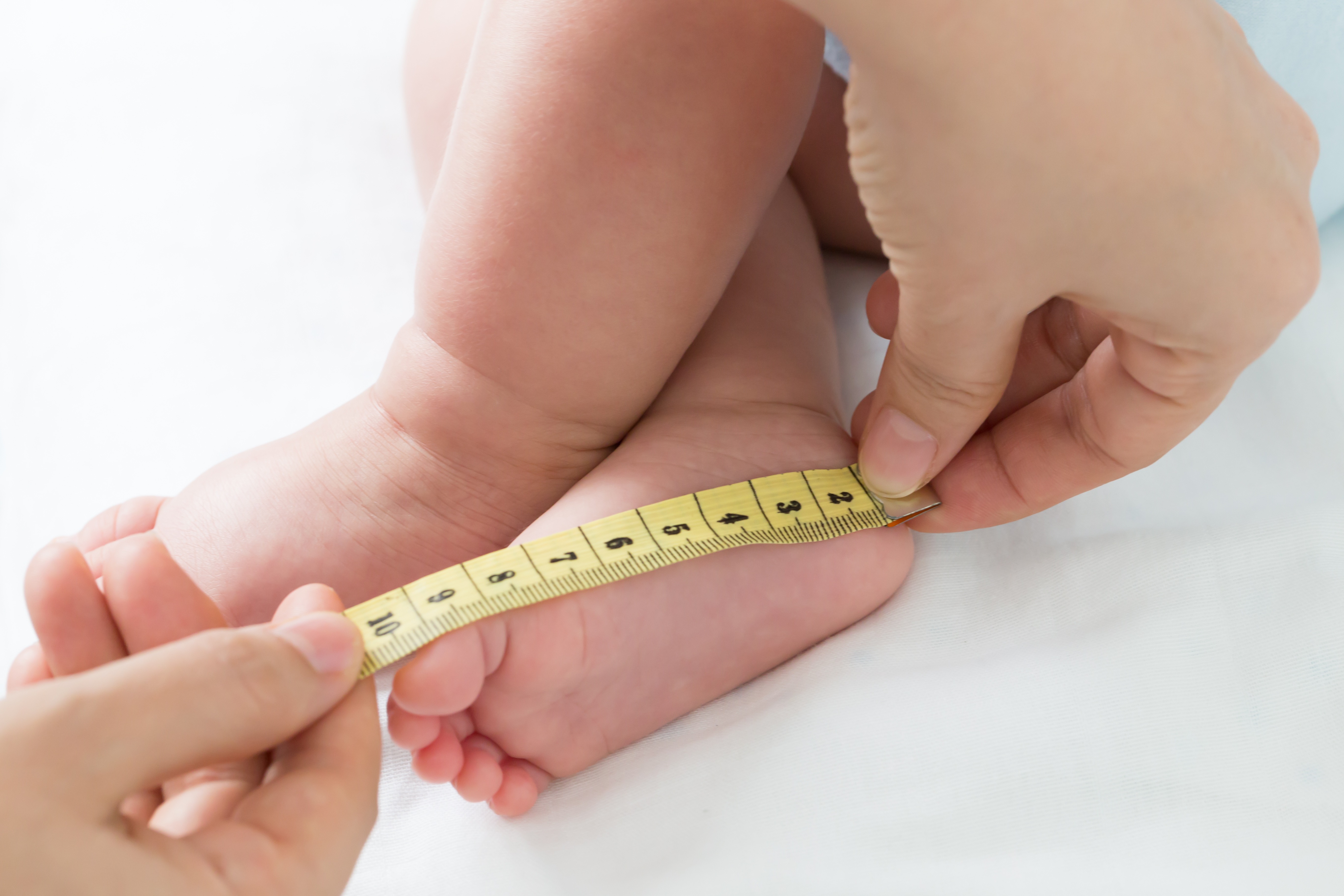 Nutritional intervention of infants with of at risk for faltering growth: When, how, how long?